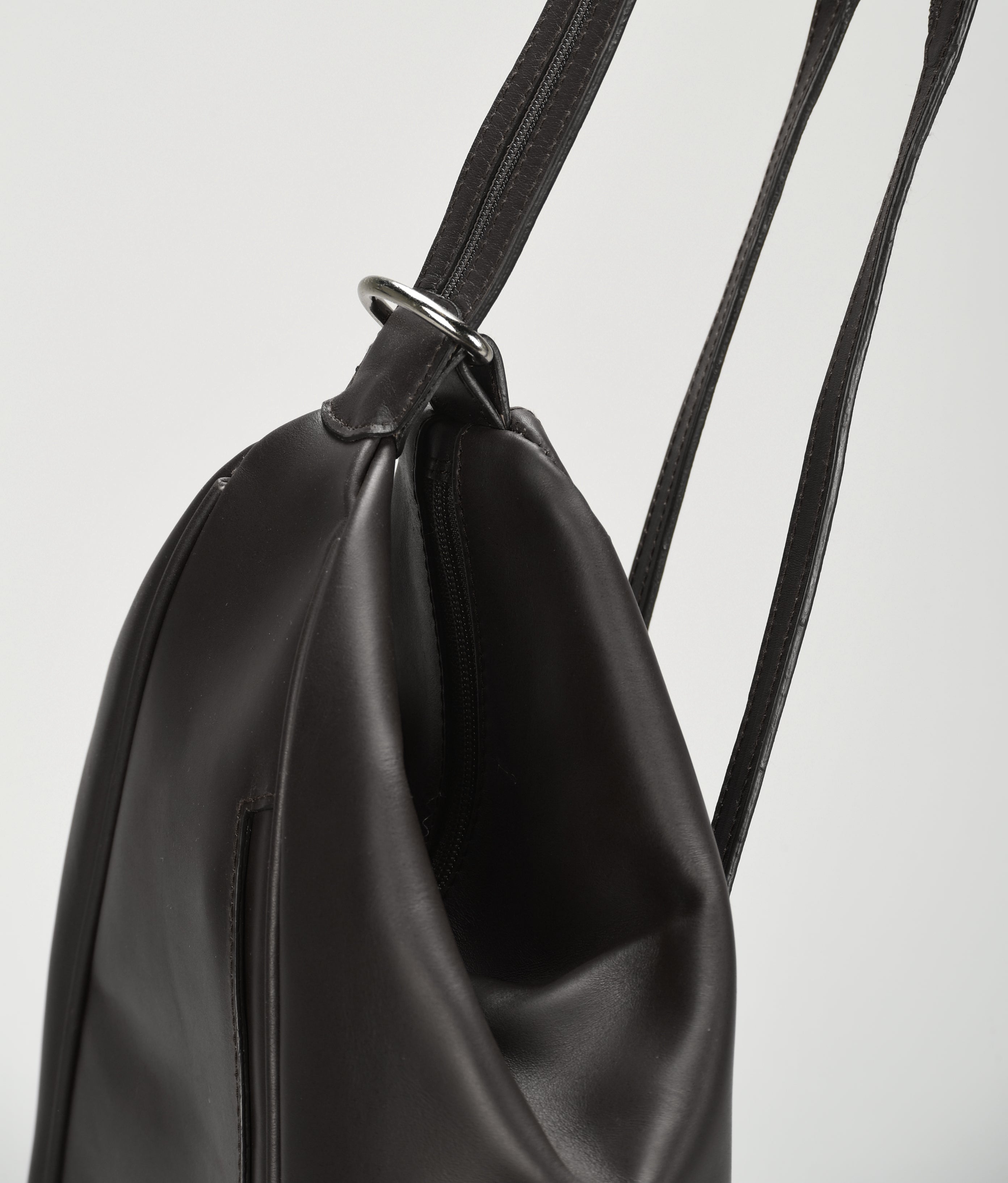 East Born Bag black_purse_secure_clasp