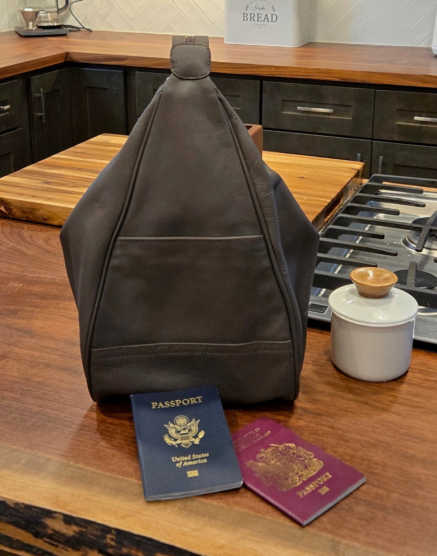 East_Born_Chocolate_Leather_Secure_Travel_Bag_-_Brown_-_Horizontal_Pocket